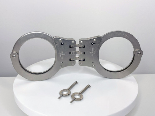 TCH Model 930 Superior Hinged Aluminum Handcuffs